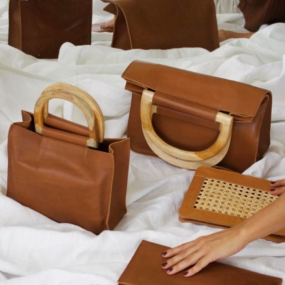 St. Agni Tan Leather Bag - Picture 2 of 7